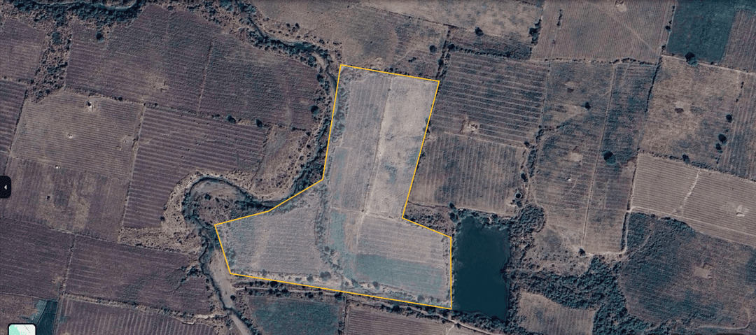 Property of 12 acres